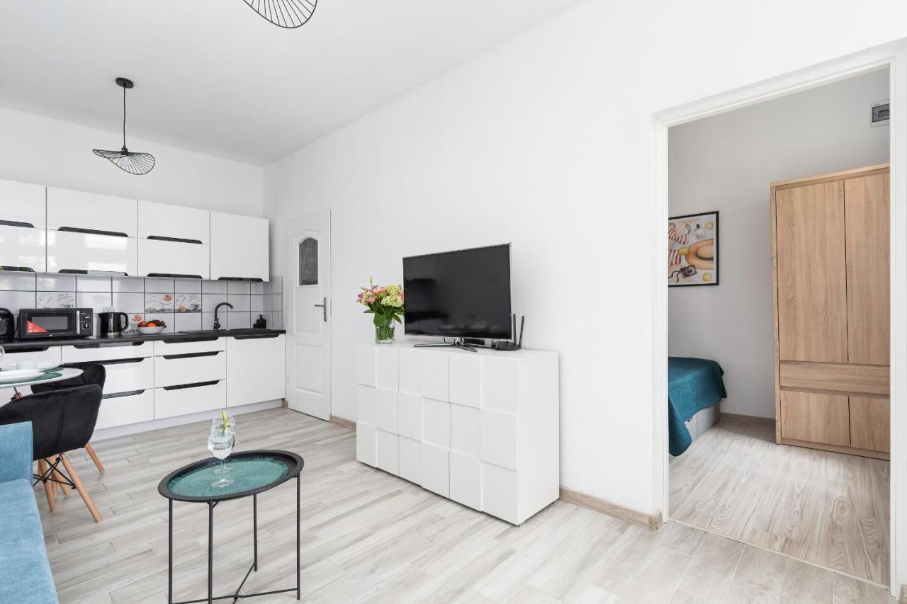 Kolejowa Apartment With A Mezzanine Miedzyzdroje By Noclegi Renters Dış mekan fotoğraf